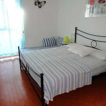 Spend Your In Our Sea View Flat