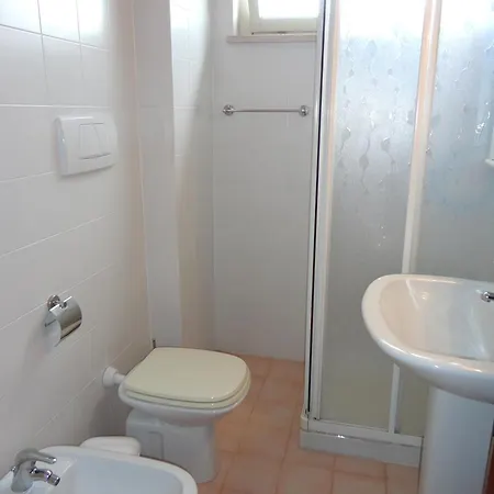 Spend Your In Our Sea View Flat Apartment *