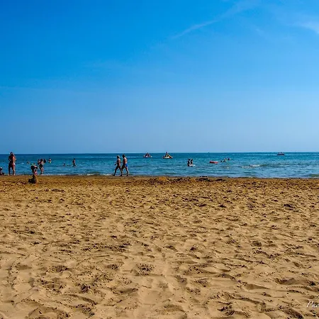 Spend Your In Our Sea View Flat Apartment